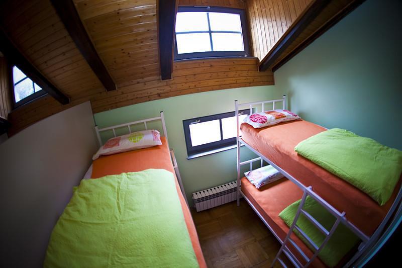 Hostel ساموبور الغرفة الصورة