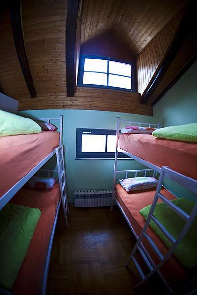 Hostel ساموبور الغرفة الصورة